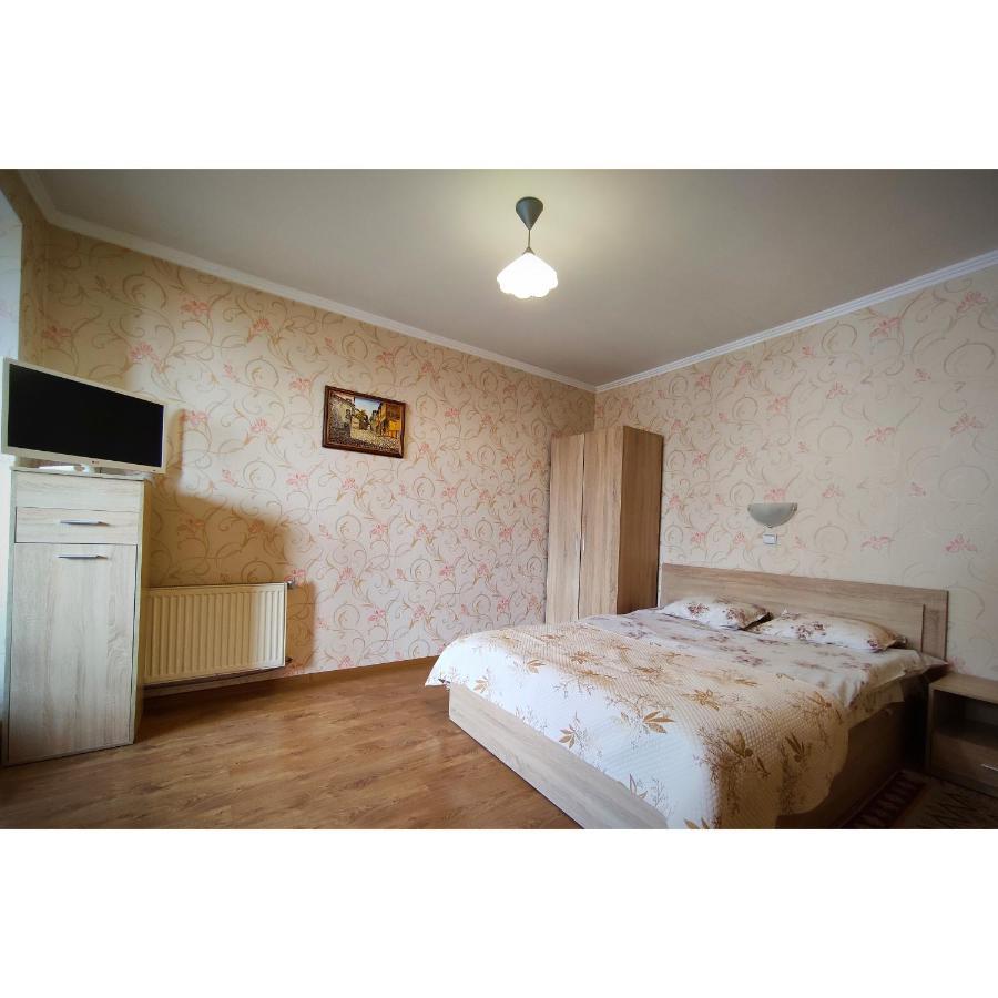 Family Hotel "Slavianska Dusha" Veliko Tărnovo Esterno foto