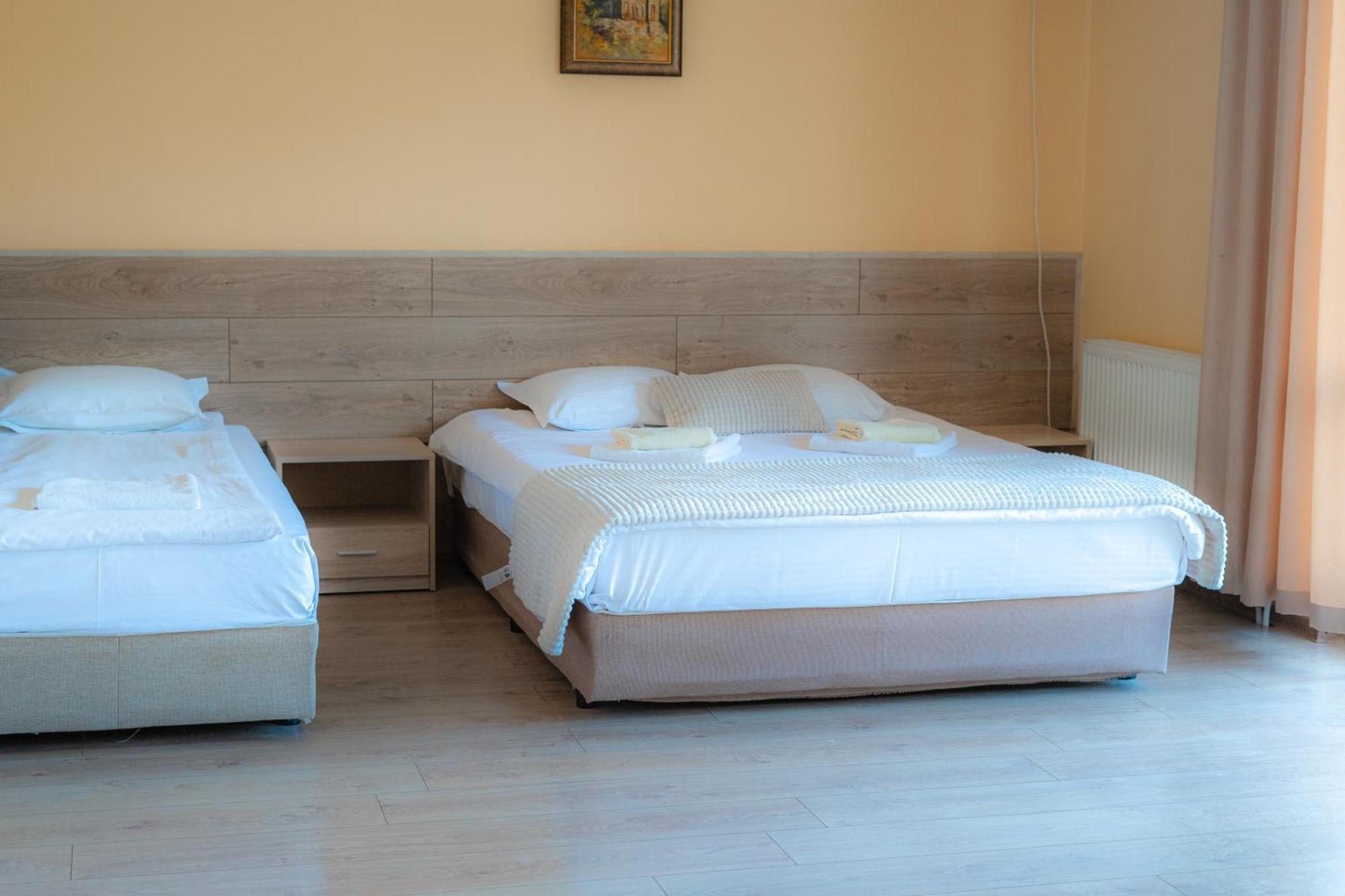Family Hotel "Slavianska Dusha" Veliko Tărnovo Esterno foto