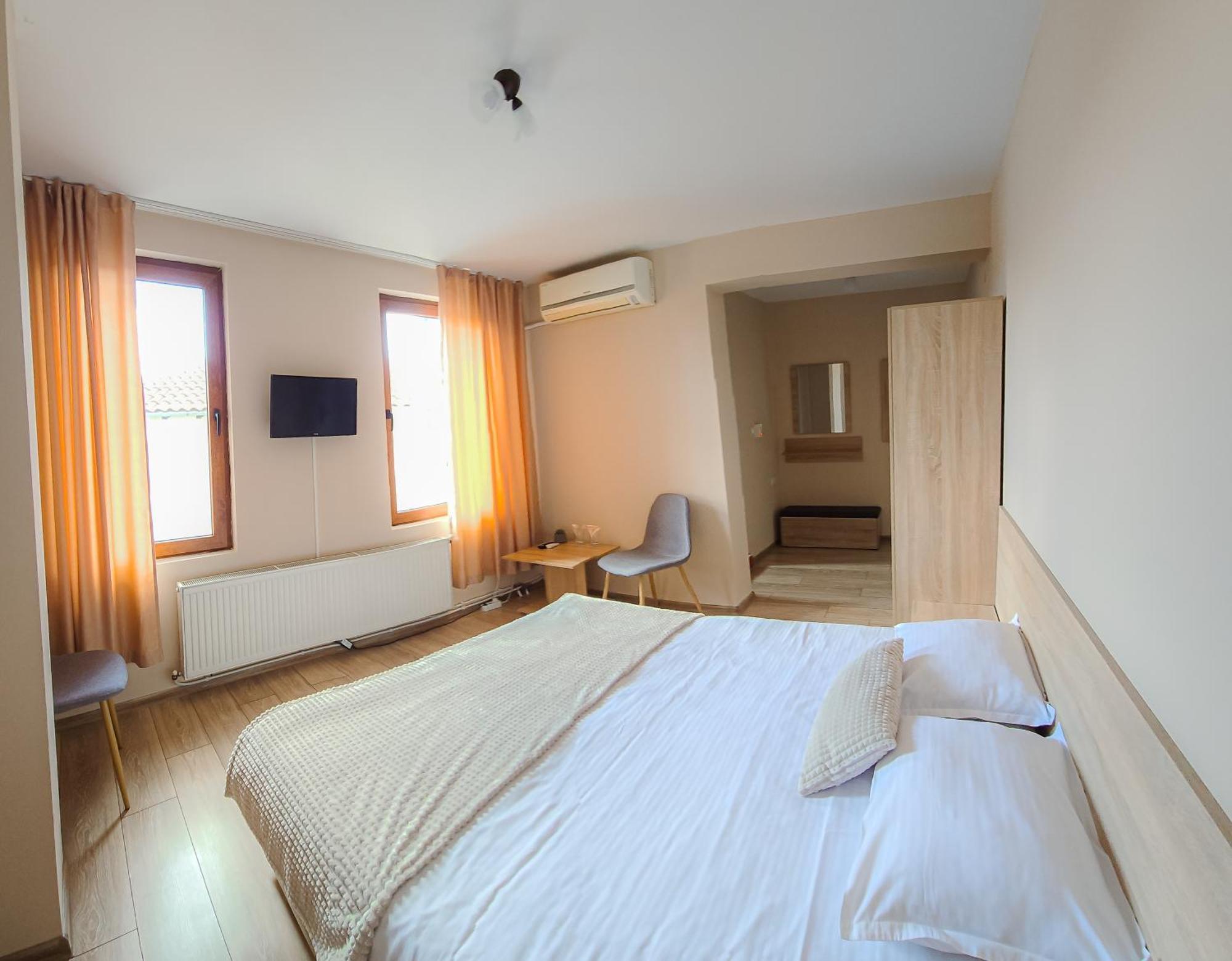 Family Hotel "Slavianska Dusha" Veliko Tărnovo Esterno foto