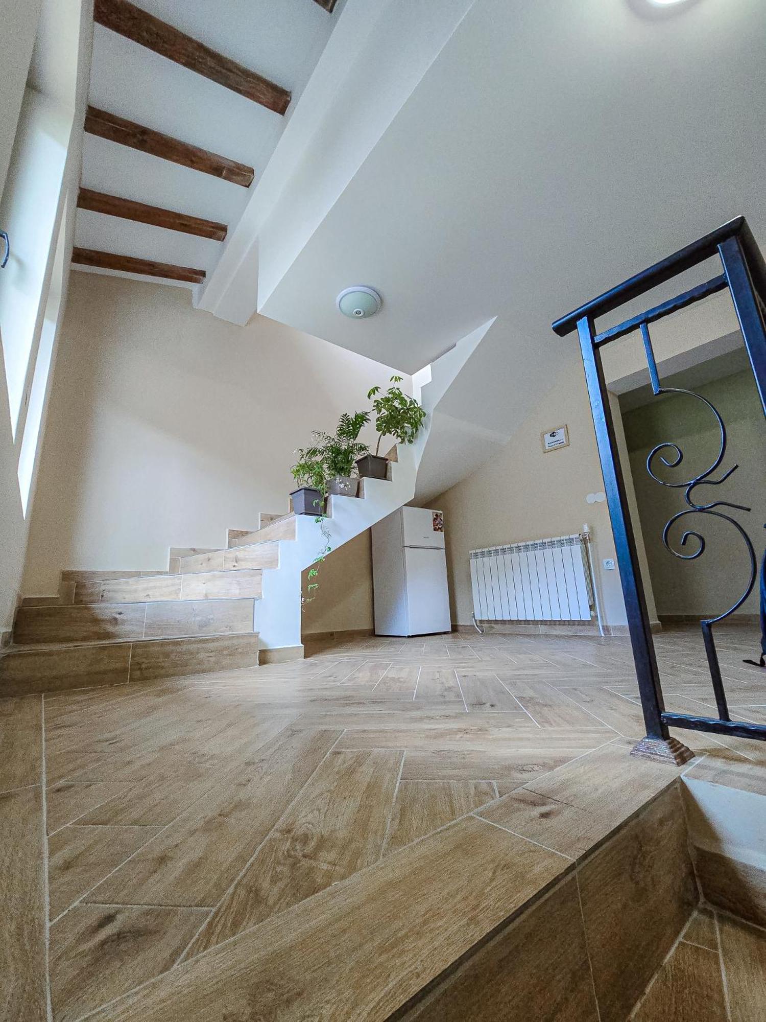 Family Hotel "Slavianska Dusha" Veliko Tărnovo Esterno foto