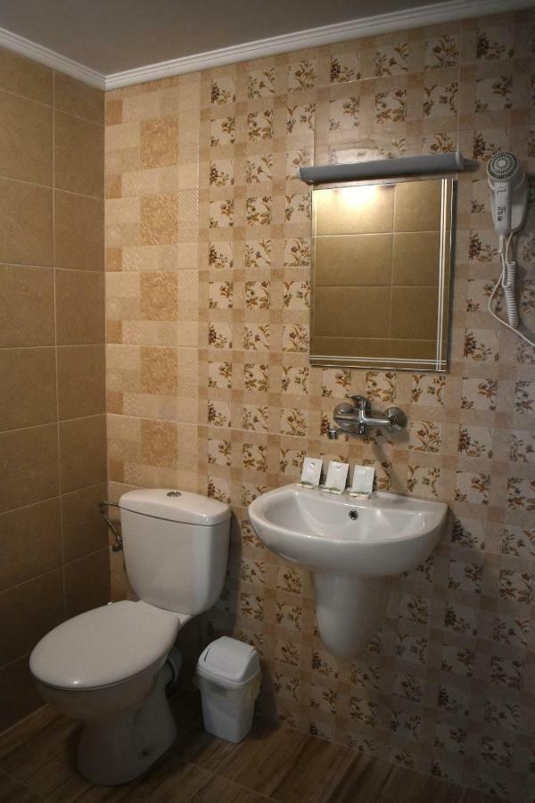 Family Hotel "Slavianska Dusha" Veliko Tărnovo Esterno foto